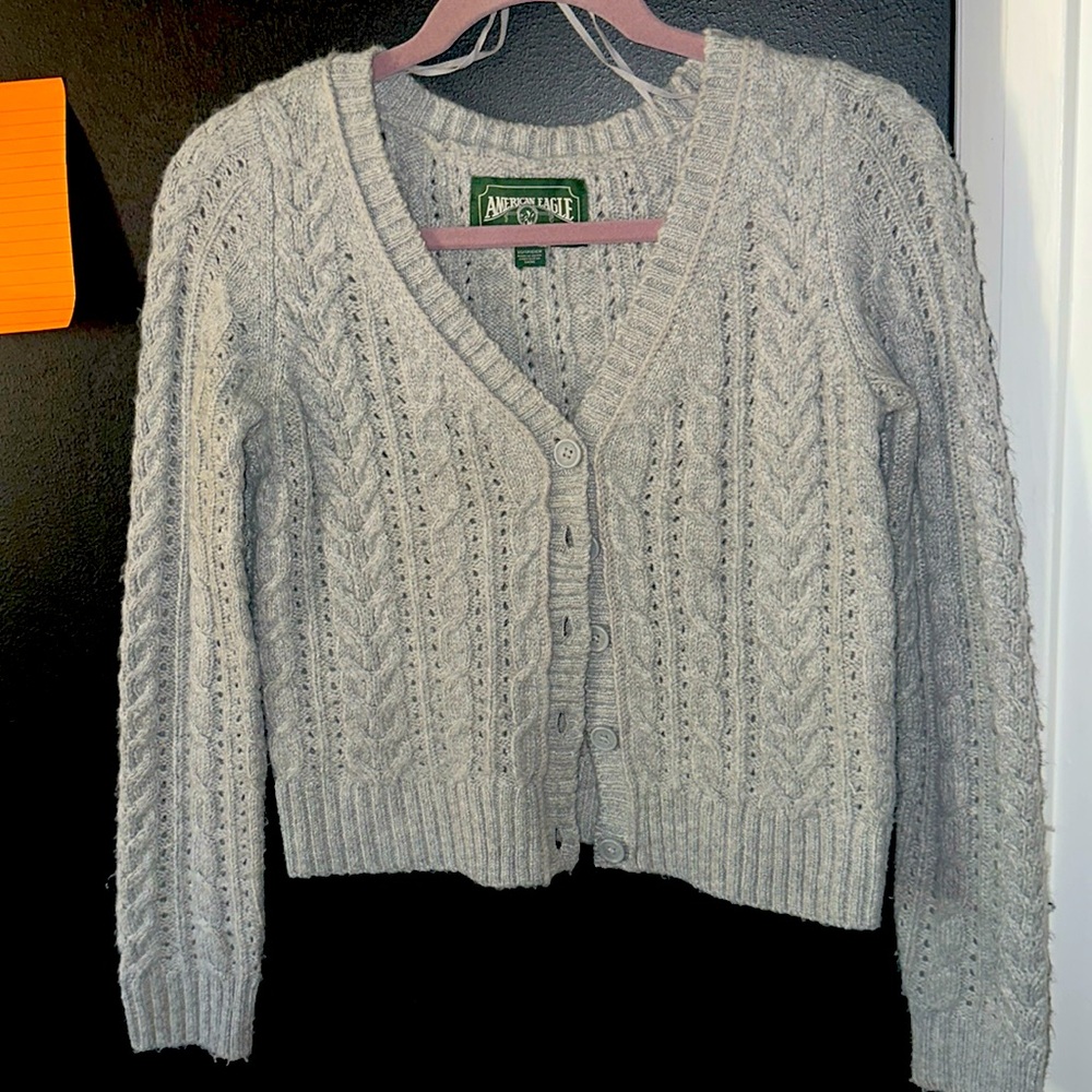 American eagle sweater